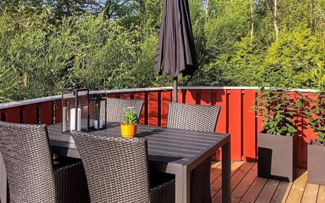 Unique Seaside Holiday Home in Hadsund near Terrace