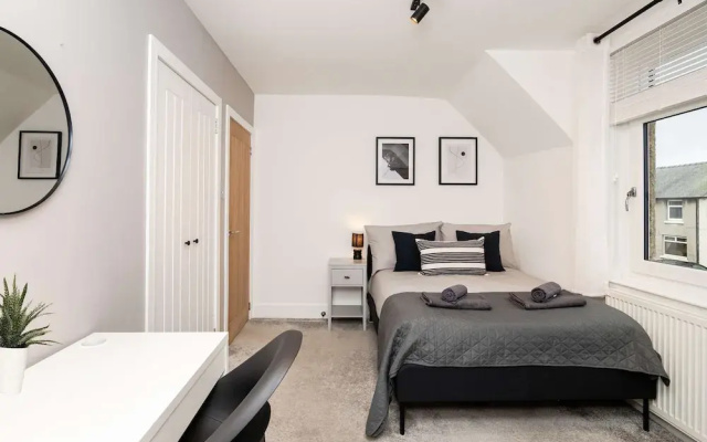 3 Bedroom House-free Parking