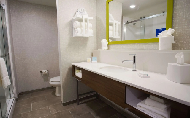 Hampton Inn & Suites St. Clairsville