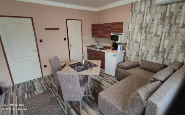 Apartman Edit