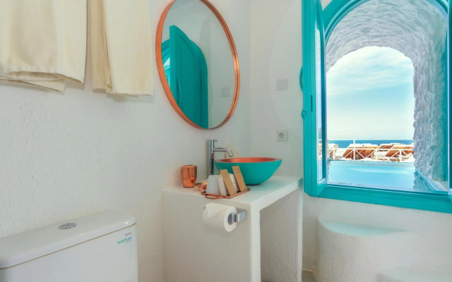 Loccal Collection Hotel