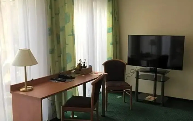 Fricks Hotel & Restaurant