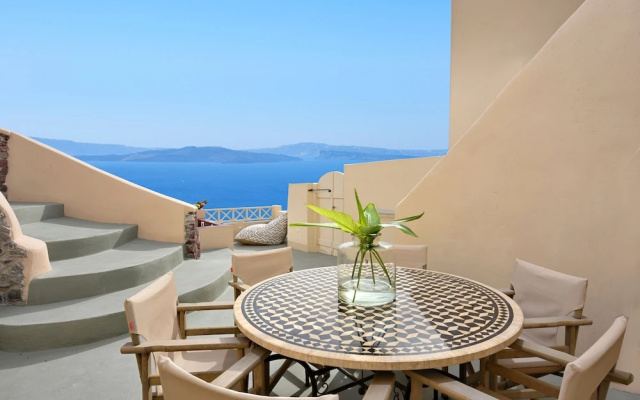 The A Collection, Oia by K&K