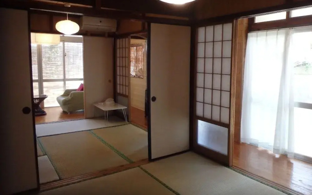 Chura Akagawara