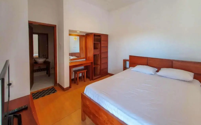 Rumah Eyang Tardjo Syariah