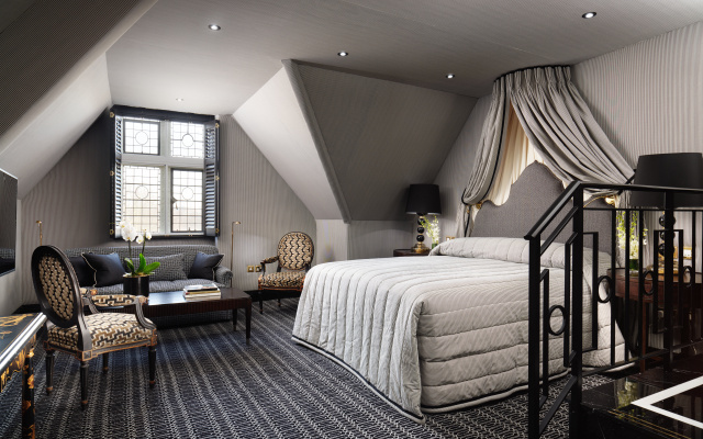 The Milestone Hotel