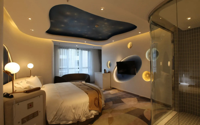 Star World International Hotel