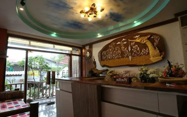 Namfah Boutique(น้ำฟ้า บูติก)