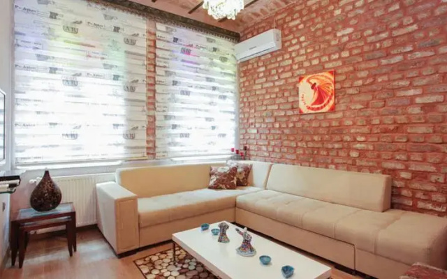 Sultana Suites