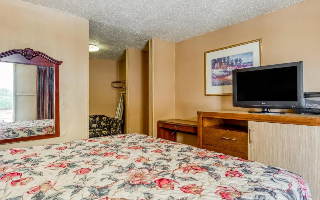 OYO Hotel Jackson North I-55