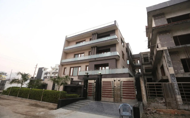 OYO Rooms Ghaziabad Railway Station 2