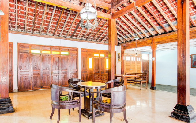 Hotel O Joglo Menoreh Resto & Homestay