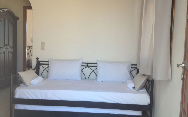 Marias Rooms & Studios