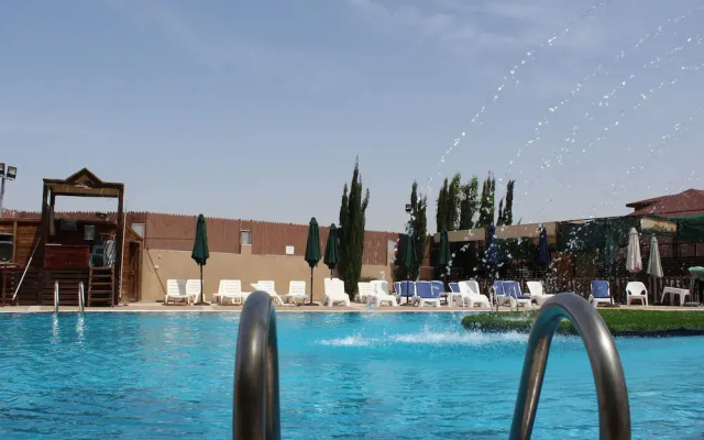Al Baiara Resort