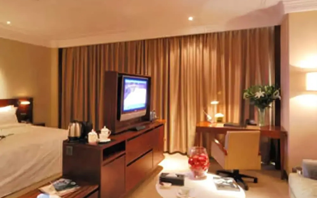 GJM Hot Spring Hotel