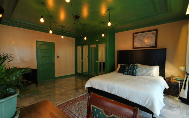 Bangkok Voyage Boutique