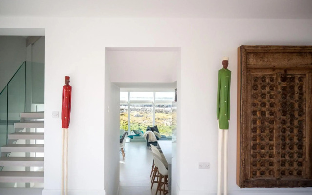 Doleen Quay House