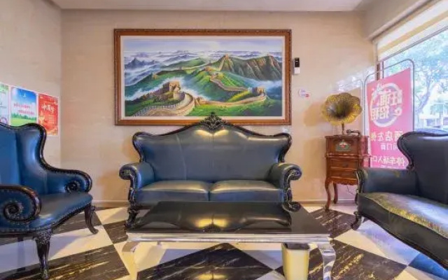 Qimeng Hotel (Haikou Qilou Old Street Binhai Avenue)
