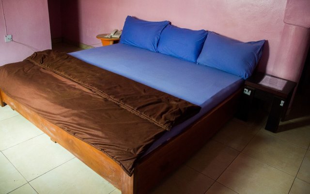 De Web Hotel & Lodge in Badagry, Nigeria from 22$, photos, reviews - zenhotels.com