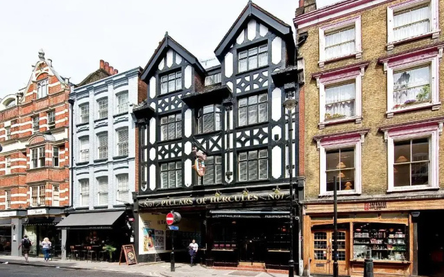 F4 Greek Street by City Living London