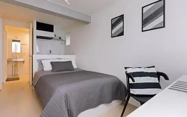5963 Hotel