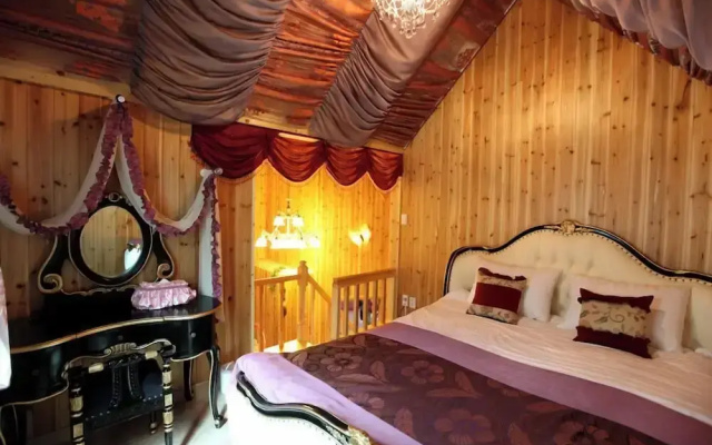 White Village Pension
