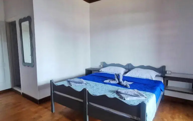 Hotel Km 0