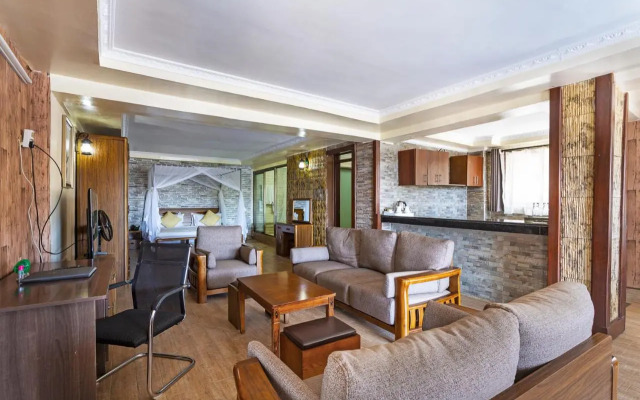 Nokras Riverine Hotel & Spa
