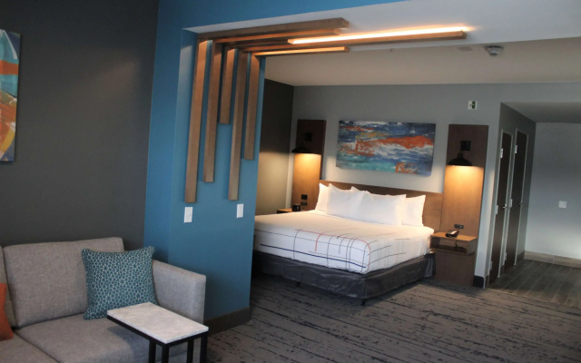 La Quinta Inn & Suites by Wyndham Bardstown