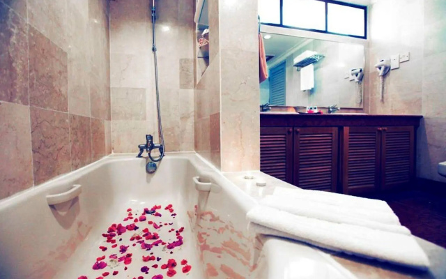 Sutra Beach Resort