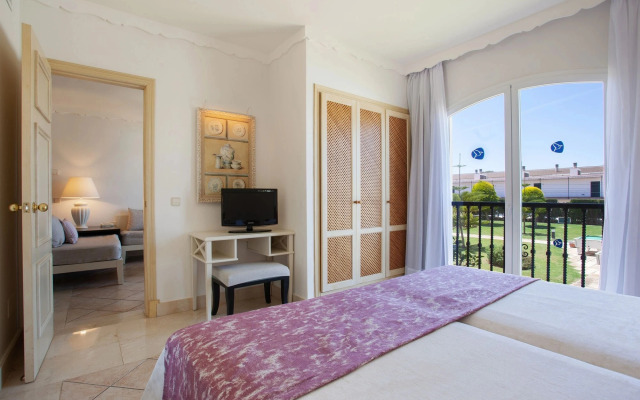 Grupotel Macarella Suites & Spa