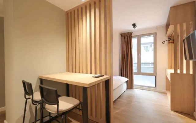 Grandstay Studios 105