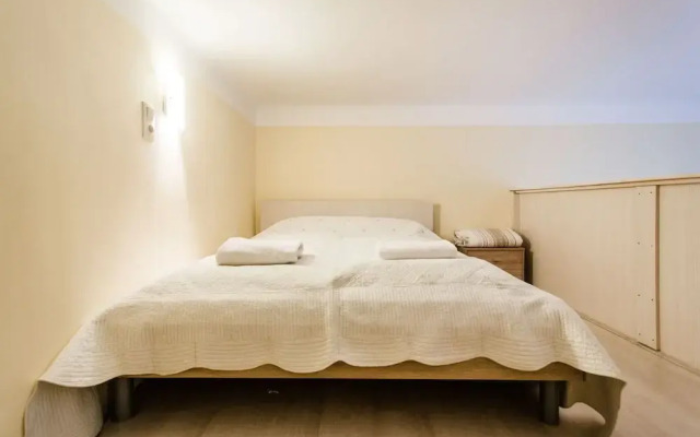 Balassi 27 Apartment
