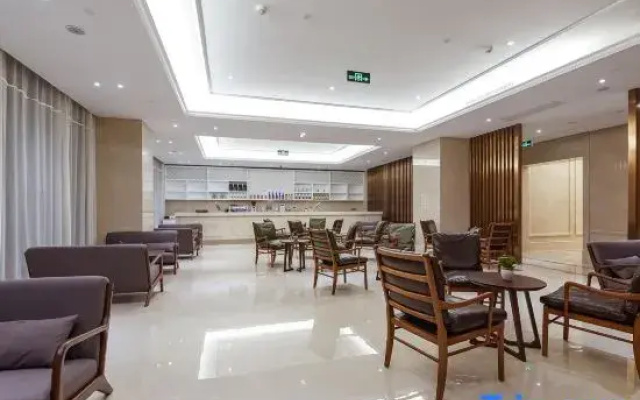 Venus Royal Hotel (Kunshan Zhoushi Government Store)