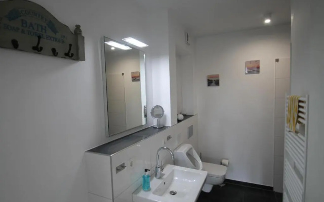 2605 - Strandwiese 18