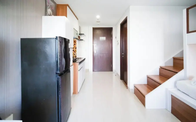 Modern And Compact Studio At Grand Sungkono Lagoon Apartment