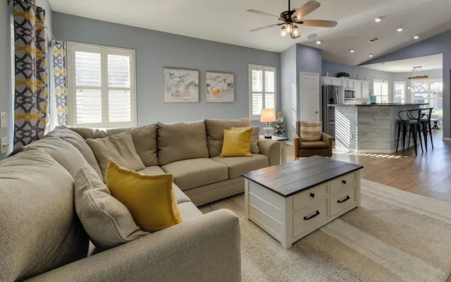 Putting Green & Fenced Yard: Charming Gilbert Home