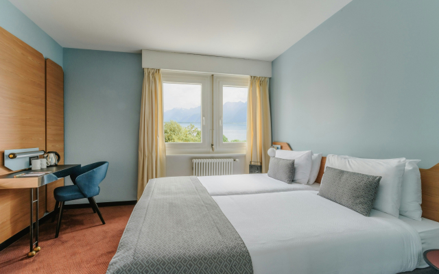 Hotel Mona