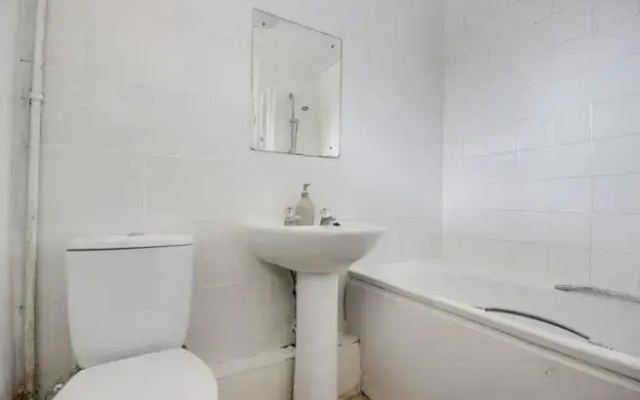 6 Greville Court (Adults Only)