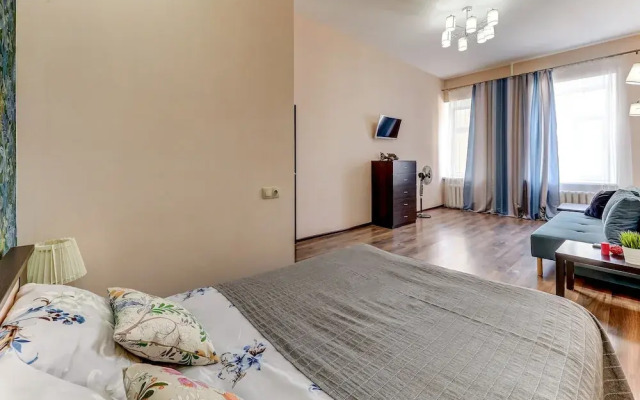 Home4day на ул. Марата