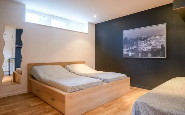 Cosy Chalet in Géromont with Garden and Barbecue