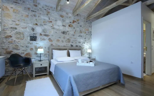 Casa Ovata