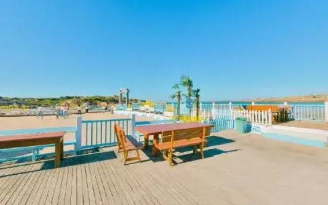 Grandma Resort