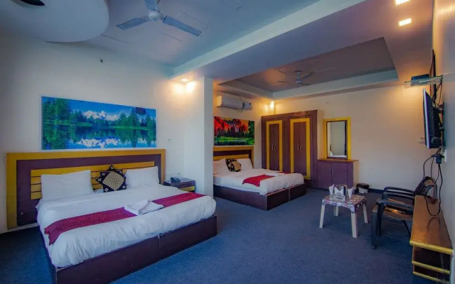 Shanti Residency - Ganga View