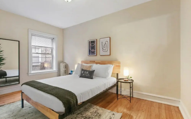 Cozy 1BR in Rogers Park - Touhy 2W