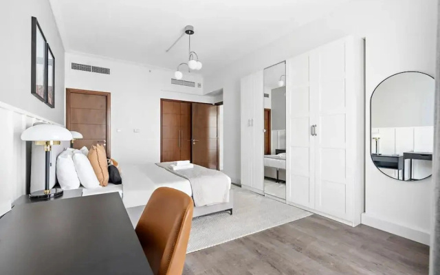 Silkhaus High Floor in Southridge Modern Tower