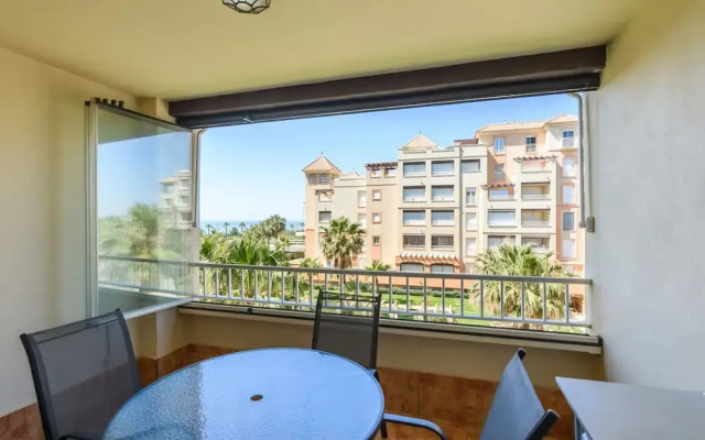 Beachfront Comfort With Terrace