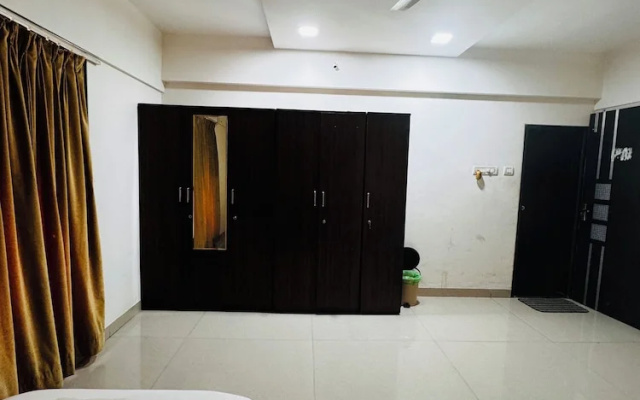Hsquare Service Apartment Malad