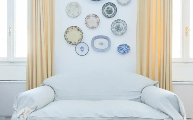 Dora Trevi Apartment