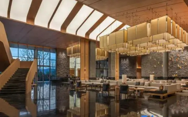 Muyun Hot Springs Hotel